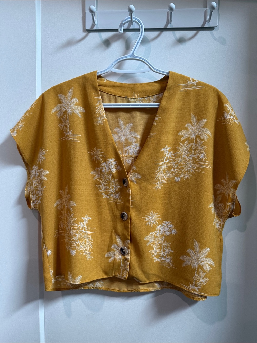 Source Unknown Mustard Palm-Print Button Front Top